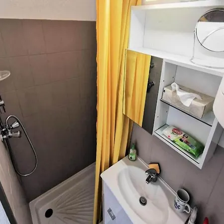 2 For 3 People Apartament Leucate